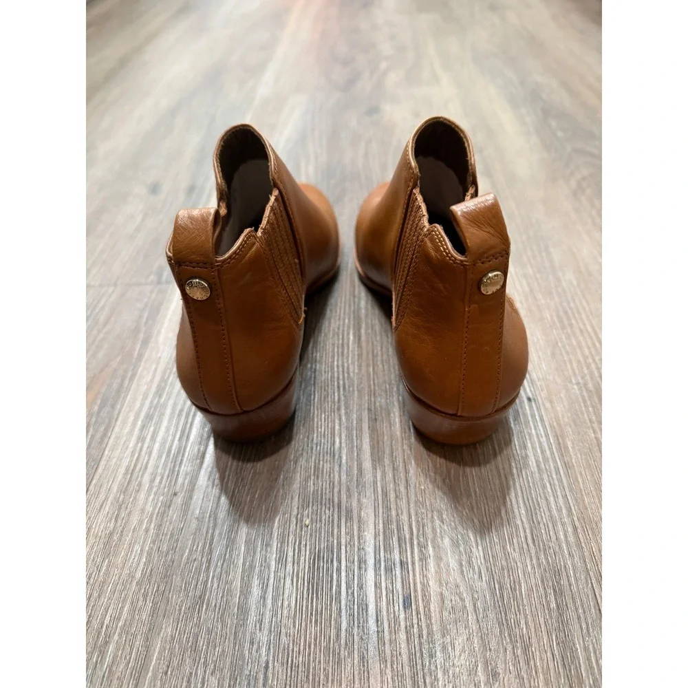 Michael Kors‎ Womens Leather Ankle Boots Tan Brown Chelsea Shaw flat bootie - Picture 5 of 10